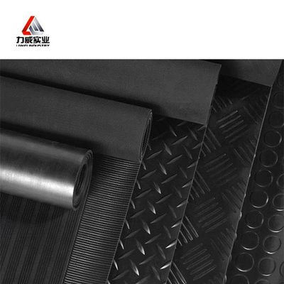 एनबीआर / एसबीआर / एनआर / ईपीडीएम / सिलिकॉन / एफकेएम आदि में अनुकूलन योग्य रबर शीट लंबाई 1-50 मीटर